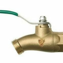 Discount 🧨 Champion-Arrowhead 253BVLF Series 1/2 in x 3/4 in. Brass FIP x Hose Thread No Kink Hose Bibb ❤️